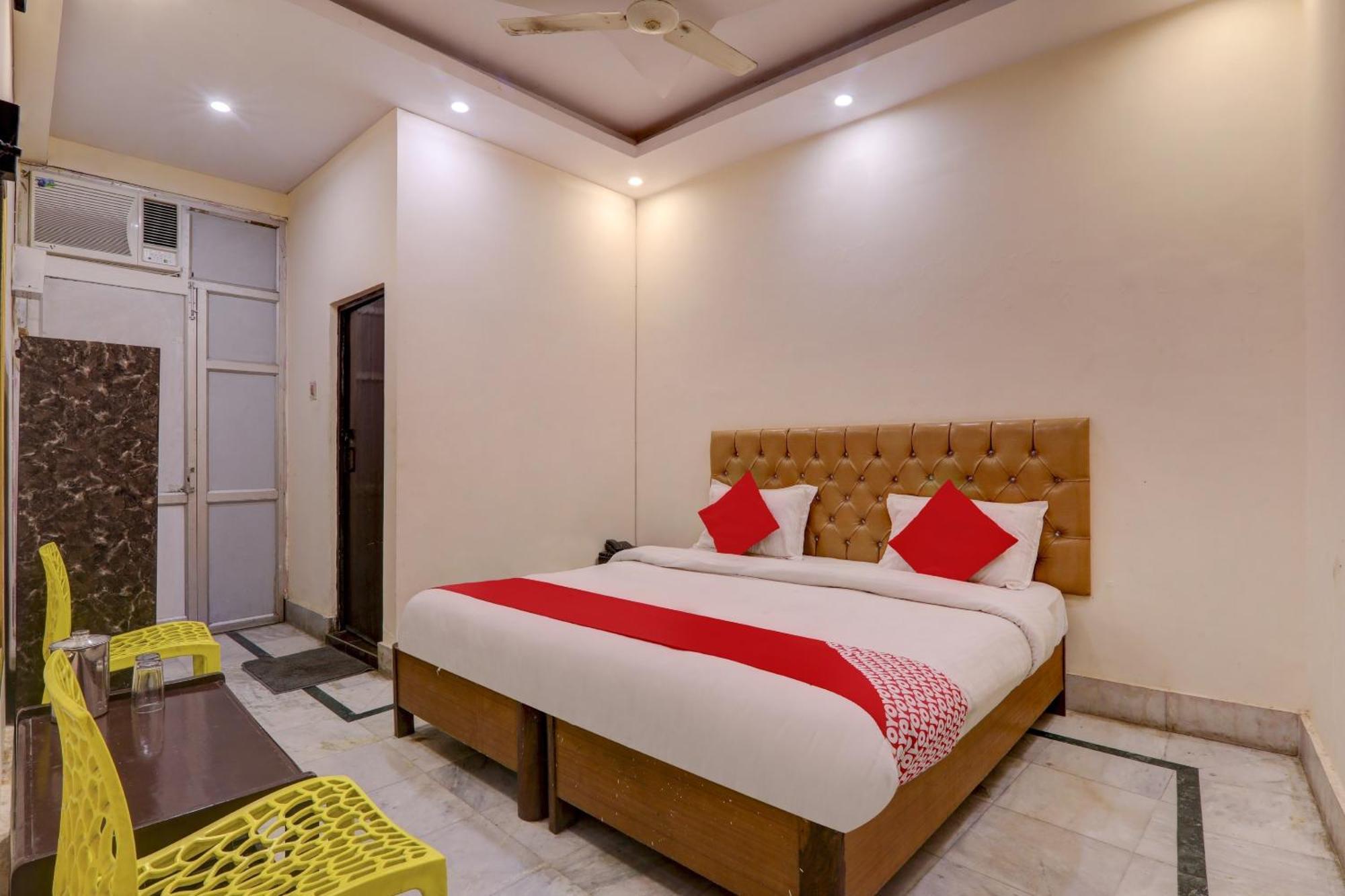 Hotel O Moon Palace Near Sahara Ganj Mall 러크나우 외부 사진