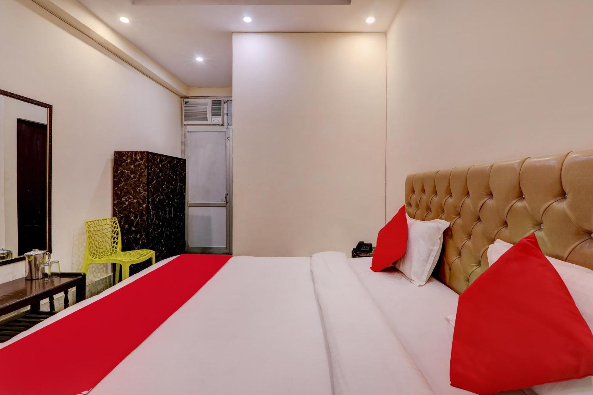 Hotel O Moon Palace Near Sahara Ganj Mall 러크나우 외부 사진